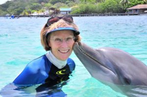 c-dolphin-kiss_ps-e1952